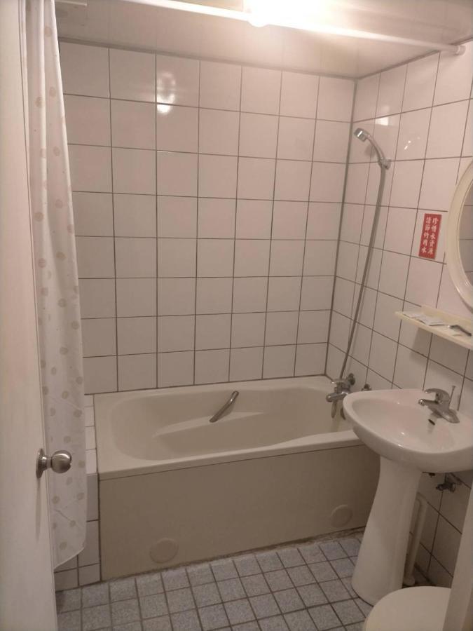 Taichung Hall Aparthotel Luaran gambar