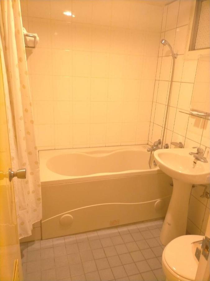 Taichung Hall Aparthotel Luaran gambar