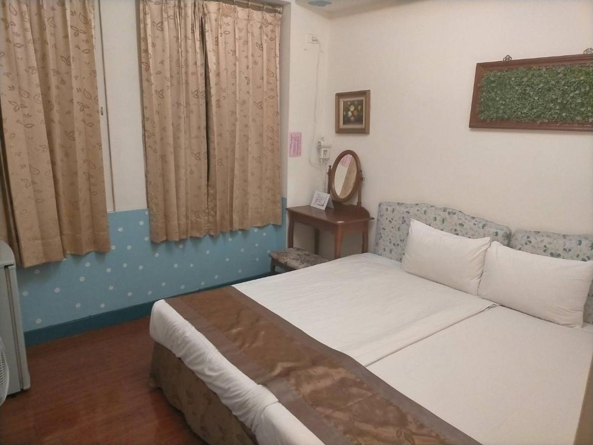 Taichung Hall Aparthotel Luaran gambar