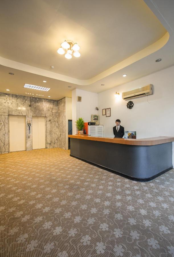 Taichung Hall Aparthotel Luaran gambar